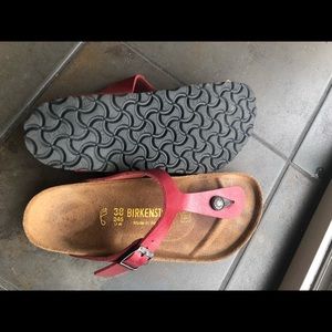 Gizah Birkenstock’s Red Size 38